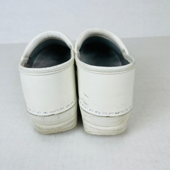 DANSKO Nursecore Minimalist Distressed WHITE Leather CLOGS Mules Sz 39 - Picture 7 of 15